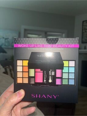 New SEALED Shany Woke up Like This Makeup Kit